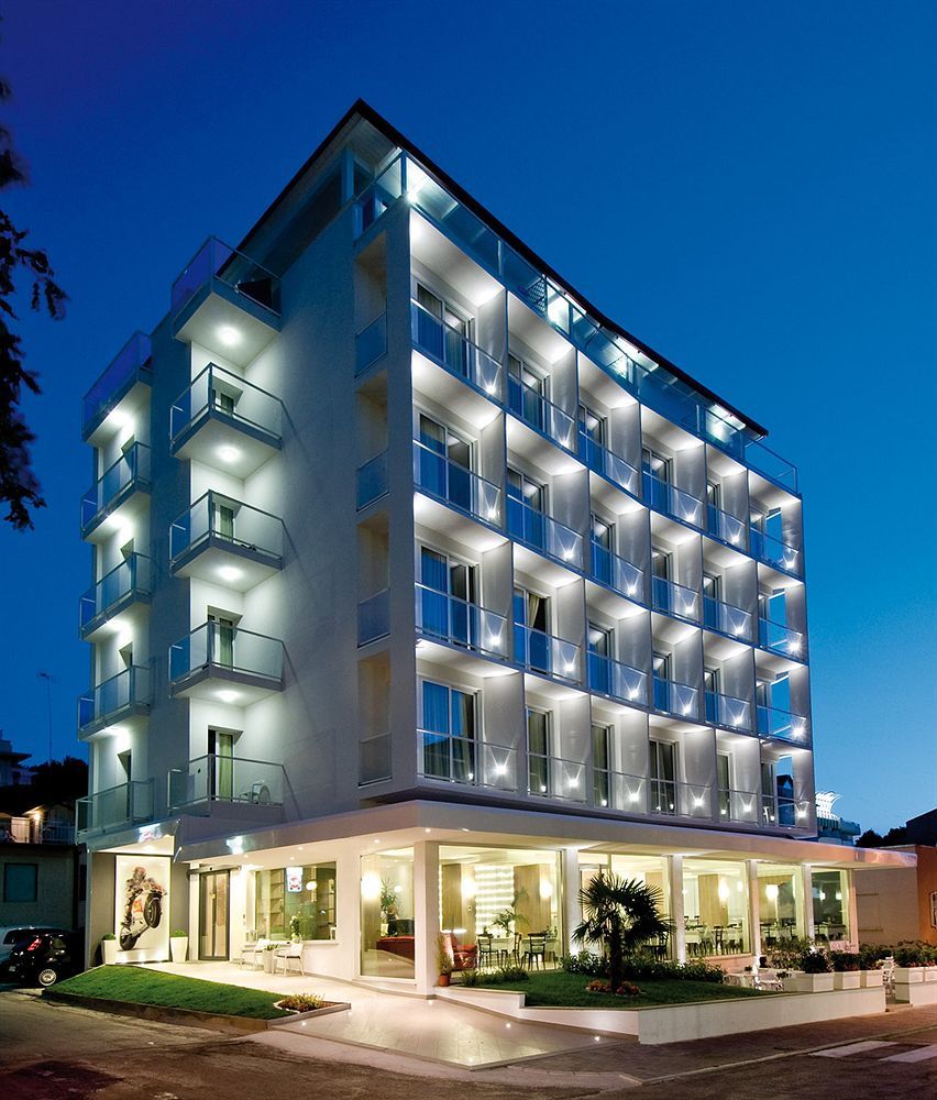 Hotel Atlantic & Spa Габічче-Маре Екстер'єр фото